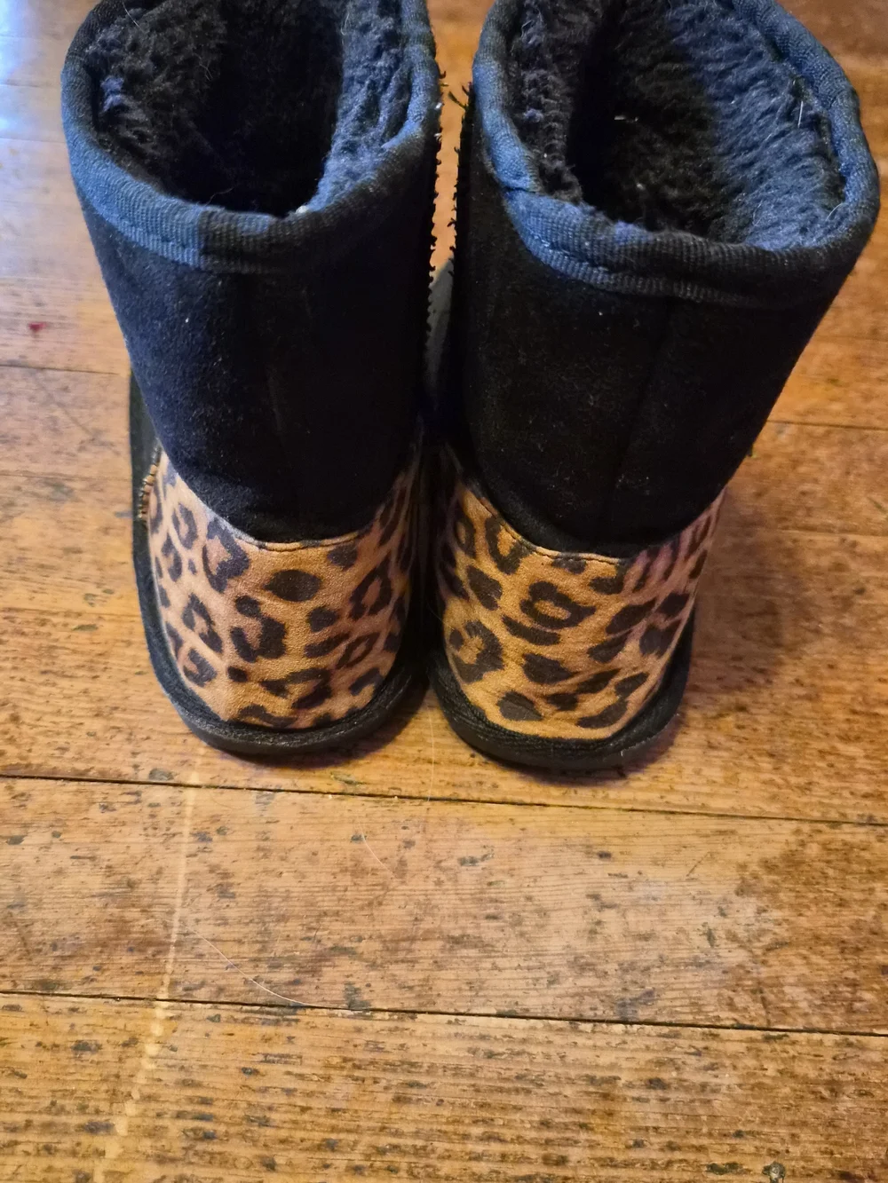 Lily & Dan Black Faux Suede Boots w/ Leopard Heel Kids Size 2/3